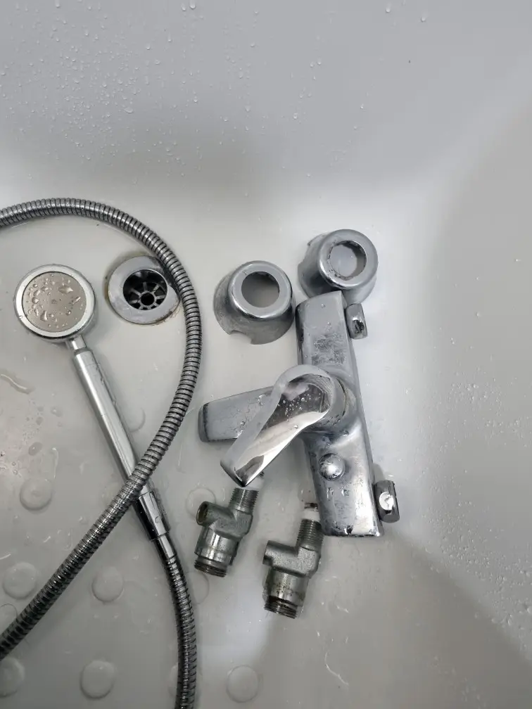 욕실 샤워기 교체 4